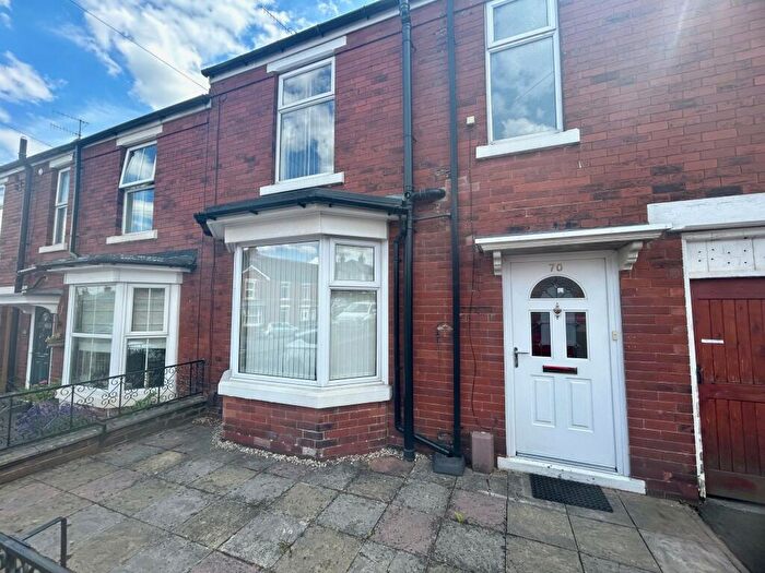 3 Bedroom Terraced House To Rent In Tapton View Road, Newbold, S41