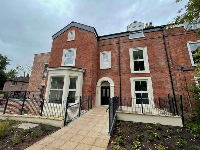 2 Bedroom Apartment To Rent In The Limes, Wilmslow Road, Manchester, M20