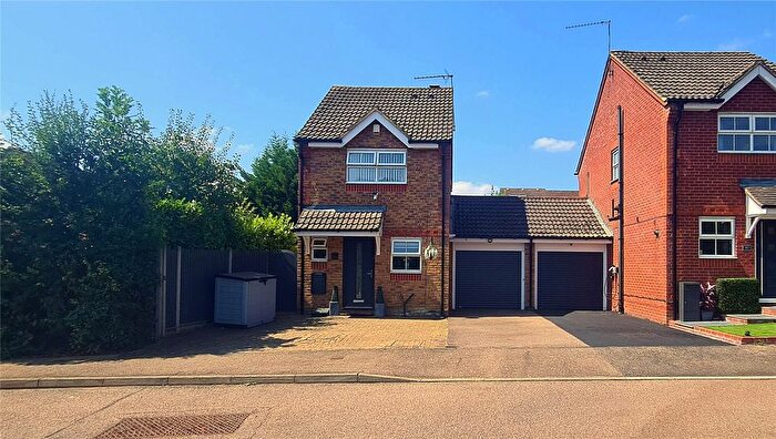 2 Bedroom Detached House For Sale In Neptune Gate, Stevenage, Hertfordshire, SG2