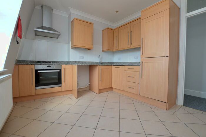 3 Bedroom Apartment To Rent In Margate, CT9