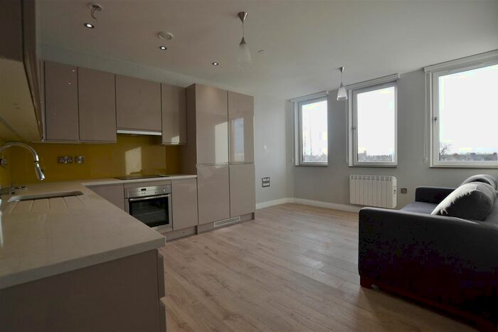 2 Bedroom Flat To Rent In Station House, West Drayton, UB7