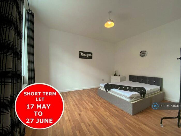 1 Bedroom Flat To Rent In Swanscombe Road, Leicester, LE2