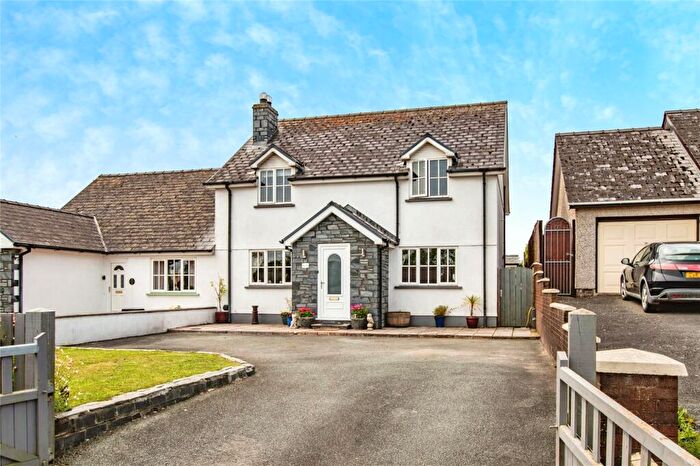 4 Bedroom Semi-Detached House For Sale In Blaenannerch, Cardigan, Ceredigion, SA43