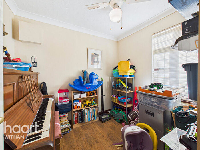 5 Bedroom Detached House For Sale In Playle Chase, Great Totham, CM9