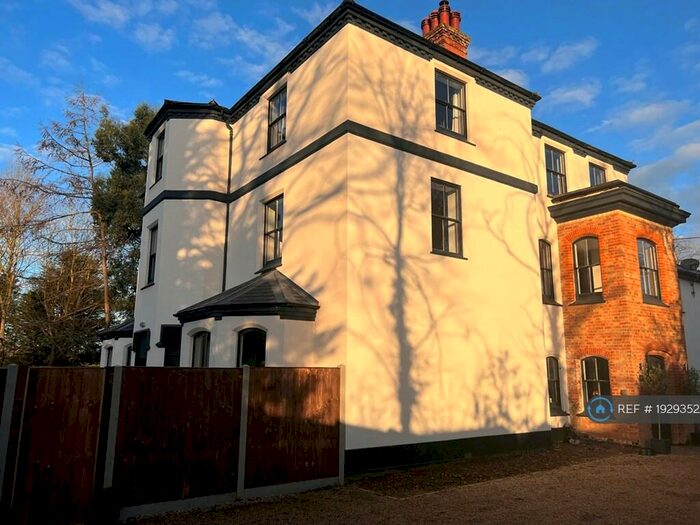 3 Bedroom Flat To Rent In The Old Yelverton Rectory, Norwich, NR14