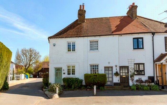 2 Bedroom End Of Terrace House To Rent In Ferryside, Ferry Road, Bray, Maidenhead, SL6