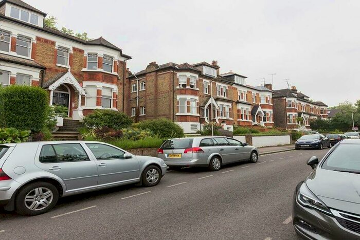 2 Bedroom Flat To Rent In Christchurch Road, Crouch End, N8