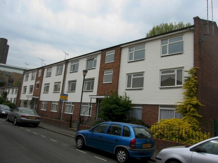 1 Bedroom Flat To Rent In Enderby Street, Greenwich, SE10