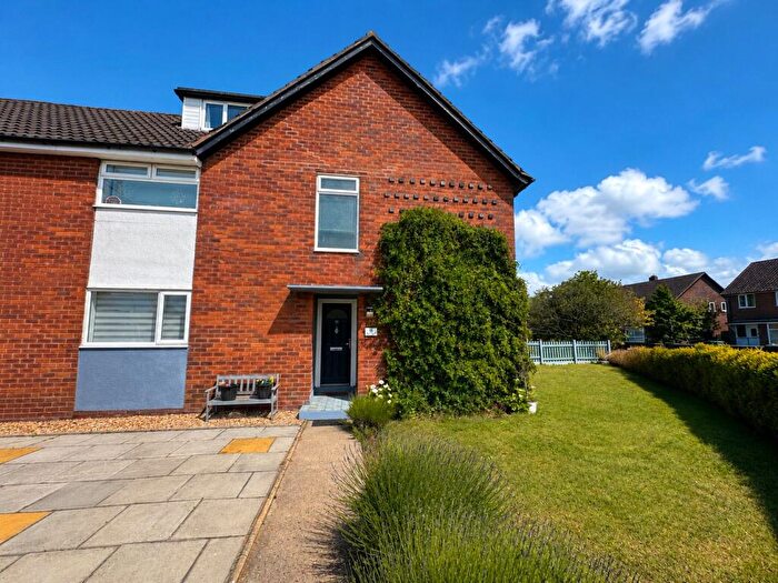 2 Bedroom Apartment For Sale In Rose Crescent, Southport, Merseyside, PR8