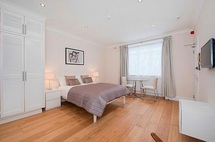 Studio To Rent In Inverness Terrace, London, W2