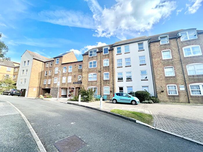 1 Bedroom Retirement Property To Rent In Cobbs Place, Margate, Kent, CT9