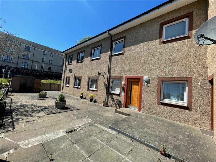 2 Bedroom Flat To Rent In Crieff Road, Perth, PH1