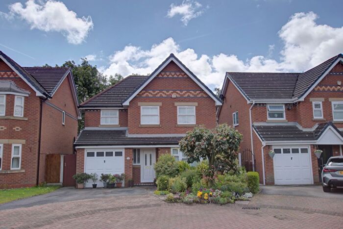 4 Bedroom Detached House For Sale In Heathfield Park, Widnes, WA8