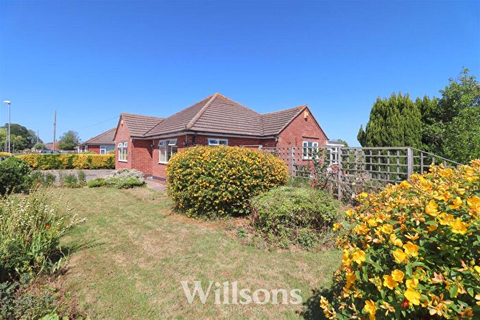 2 Bedroom Detached Bungalow For Sale In Hogsthorpe Road, Mumby, Alford, LN13