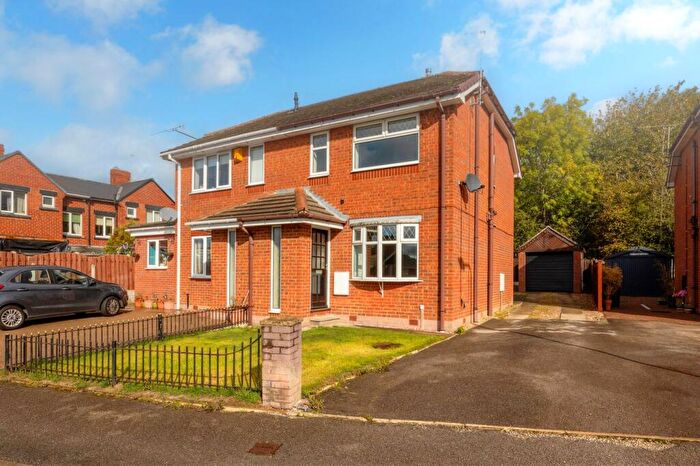 3 Bedroom Semi-Detached House To Rent In Wareham Grove, Dodworth, Barnsley, S75