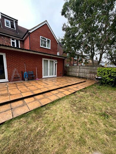 Studio To Rent In Quainton Street, London, NW10