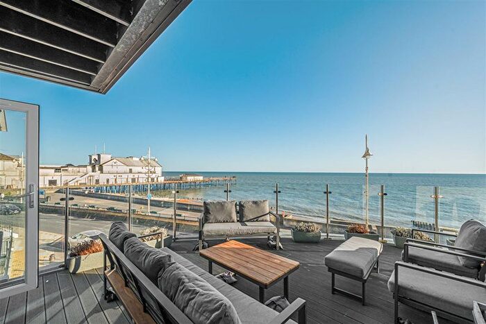 2 Bedroom Flat To Rent In Apartment /West Lodge, The Esplanade, Bognor Regis, West Sussex, PO21