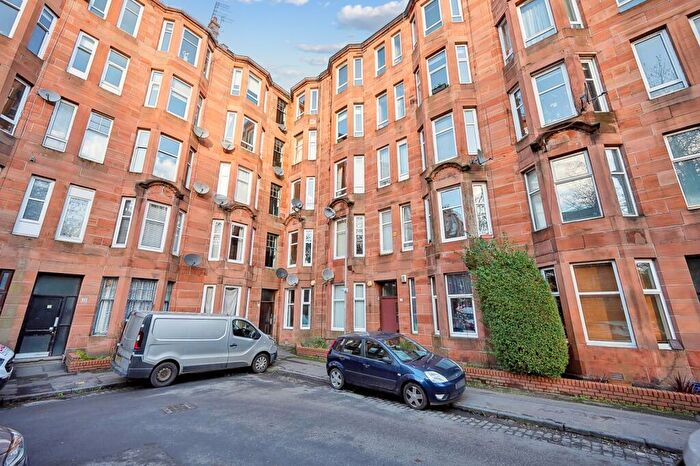 1 Bedroom Flat To Rent In Springhill Gardens, Flat -, Shawlands, Glasgow, G41