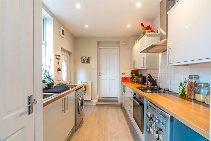 2 Bedroom Flat To Rent In Sandringham Road, South Gosforth, NE3