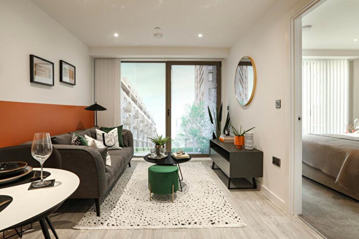 2 Bedroom Apartment To Rent In Endeavour House, Ashton Reach, London, SE16