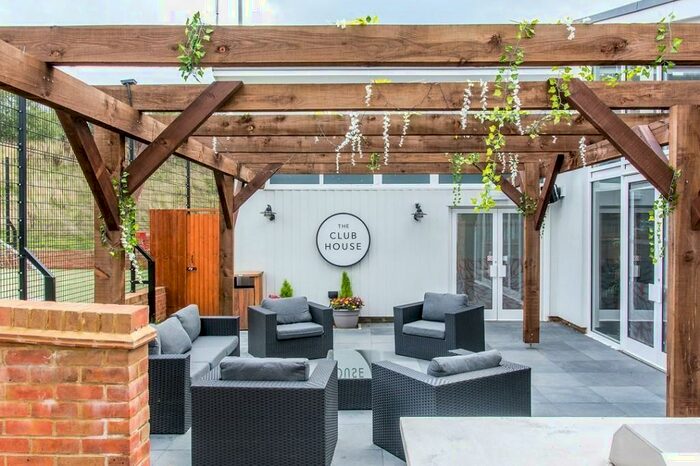 4 Bedroom Town House To Rent In Rookfield Road, Crawley, West Sussex, RH12