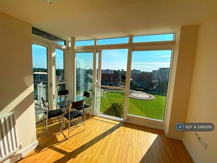 1 Bedroom Flat To Rent In Langley Walk, Birmingham, B15