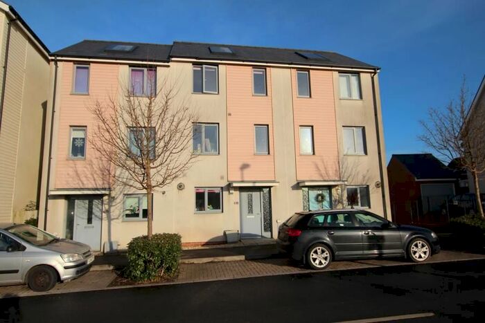 4 Bedroom Town House To Rent In Long Down Avenue, Cheswick Village, Bristol, BS16