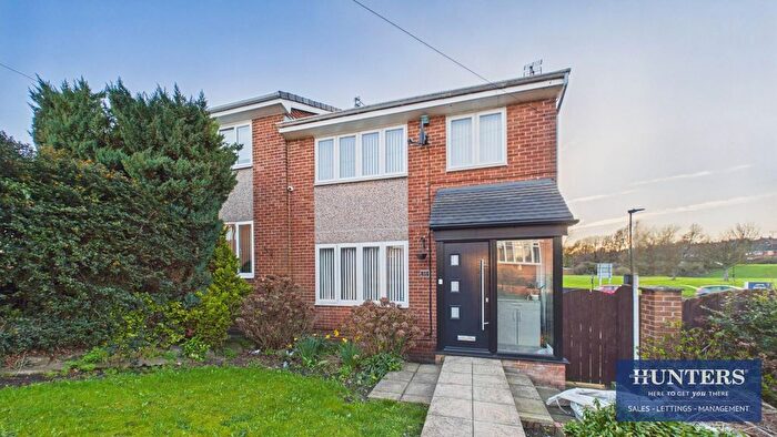 Semi-Detached House For Sale In Wilden Court, Silksworth, Sunderland, SR3