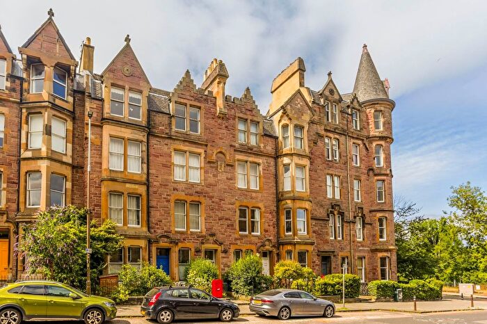 3 Bedroom Flat For Sale In Marchmont Road, Marchmount, Edinburgh, EH9