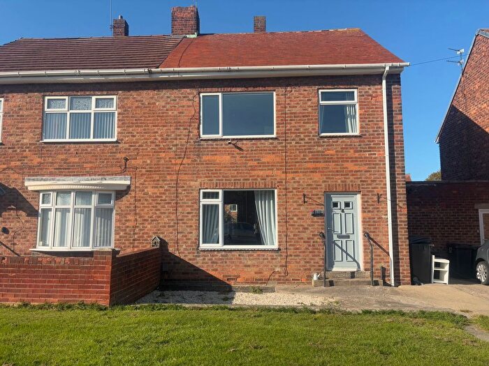 3 Bedroom Semi-Detached House To Rent In Belsay Avenue, South Shields, NE34