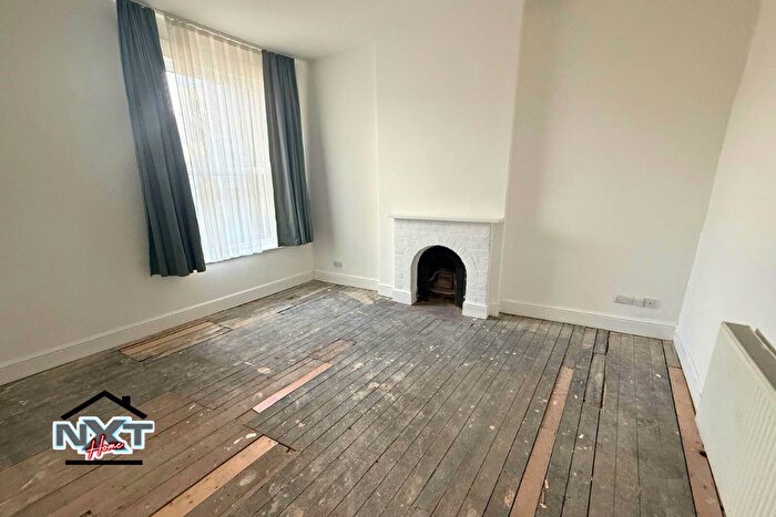 4 Bedroom Terraced House To Rent In High Road Leyton, London, E10