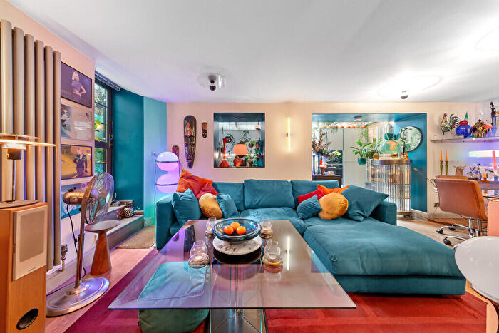 2 Bedroom Apartment For Sale In Grafton Chambers, NW1