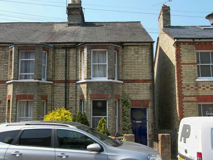 2 Bedroom Semi-Detached House To Rent In Wellington Street, Hertford, SG14