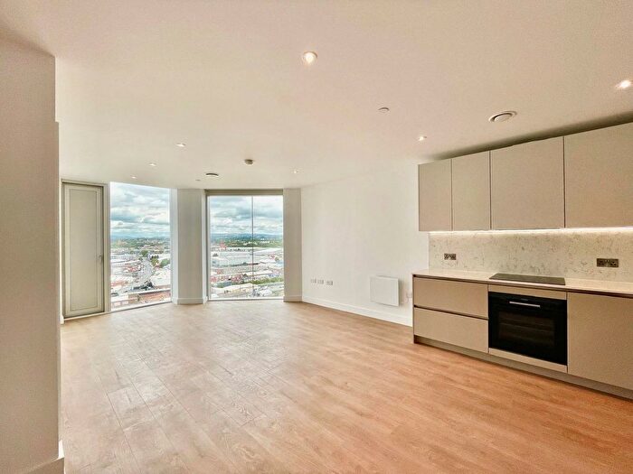 1 Bedroom Flat To Rent In Dantzic Street, Manchester, M4