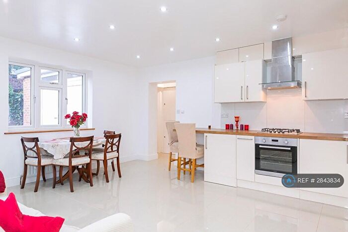 2 Bedroom Terraced House To Rent In Manor Road North, Thames Ditton, KT7