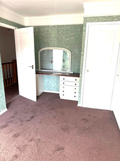 3 Bedroom Semi-Detached House To Rent In Exmouth Road, Hayes, Middlesex, UB4