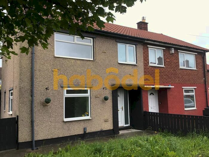 3 Bedroom Semi-Detached House To Rent In Greenham Close, Middlesbrough, TS3