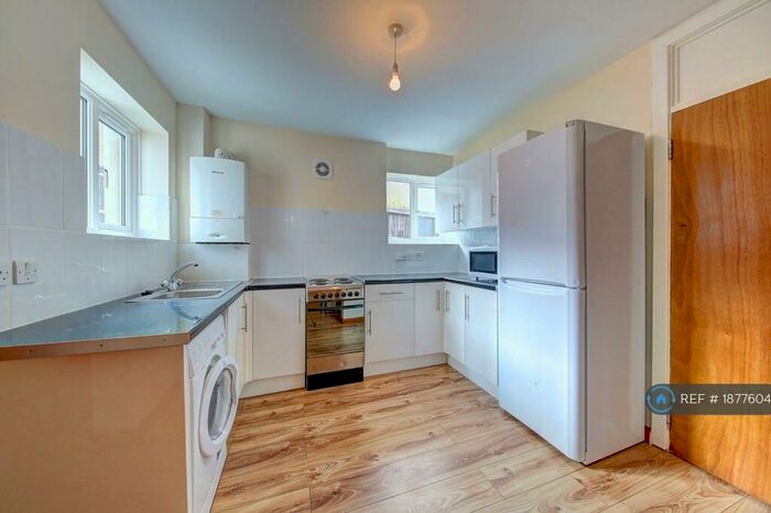 6 Bedroom End Of Terrace House To Rent In Addison Gardens, Kingston Upon Thames, KT5