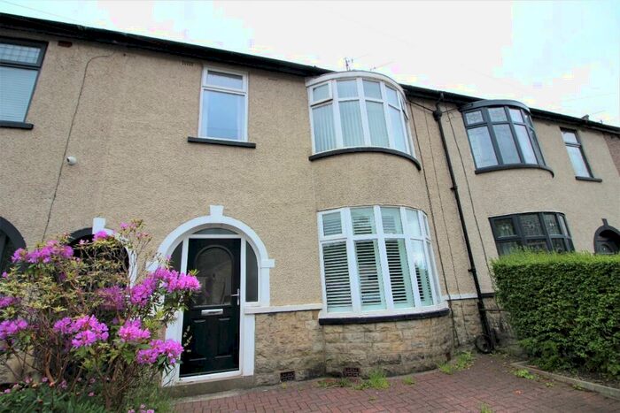 3 Bedroom Terraced House To Rent In Burnley Road, Rawtenstall, BB4