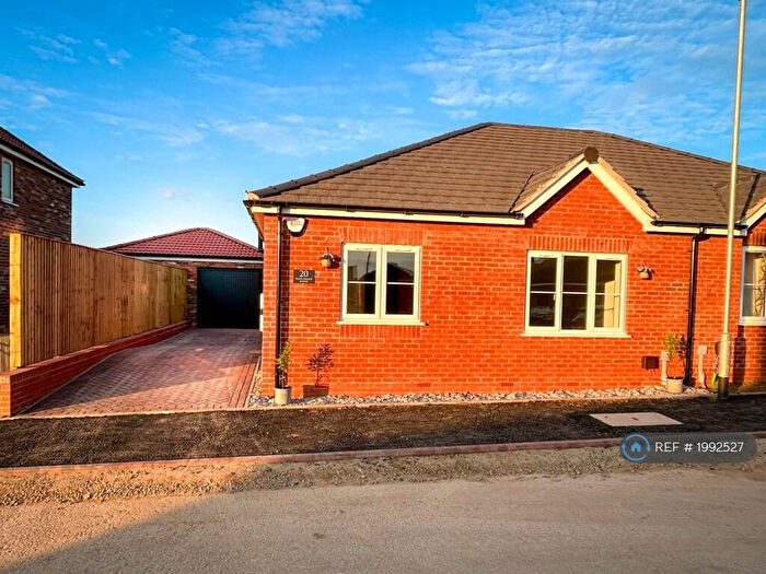 2 Bedroom Semi-Detached House To Rent In House Martin Avenue, Waltham, Grimsby, DN37