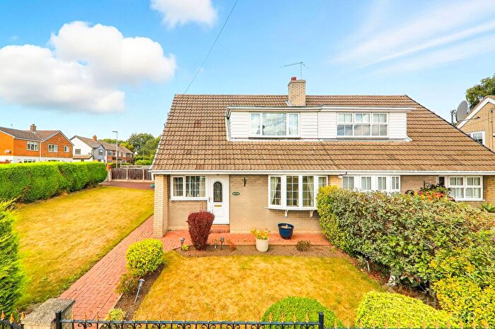 3 Bedroom Semi-Detached Bungalow For Sale In Banks Avenue, Ackworth, WF7