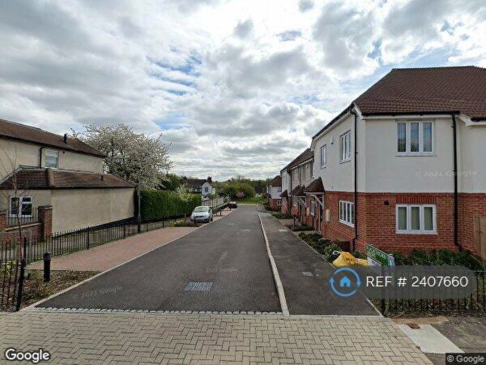 4 Bedroom End Of Terrace House To Rent In Blackthorn Grove, Orpington, BR5