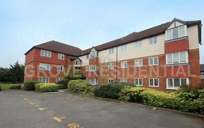 2 Bedroom Flat To Rent In Moray Close, Edgware, Middlesex, HA8