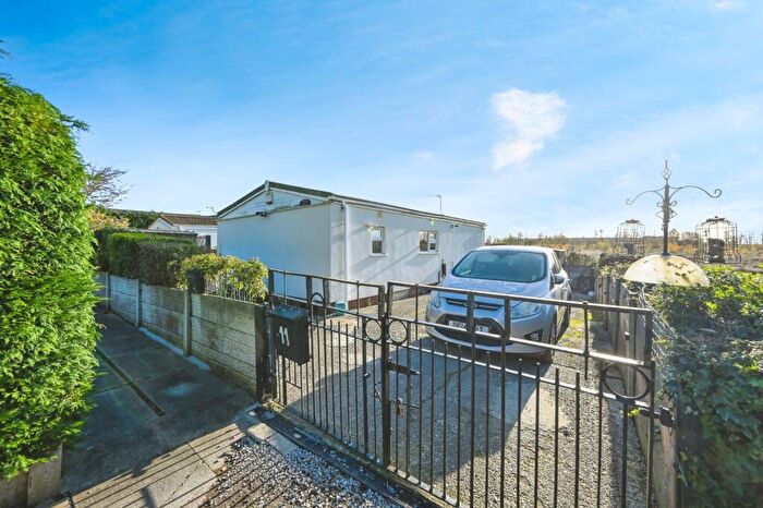 1 Bedroom Detached House For Sale In Wood End, Halsnead Park, Prescot, Merseyside, L35