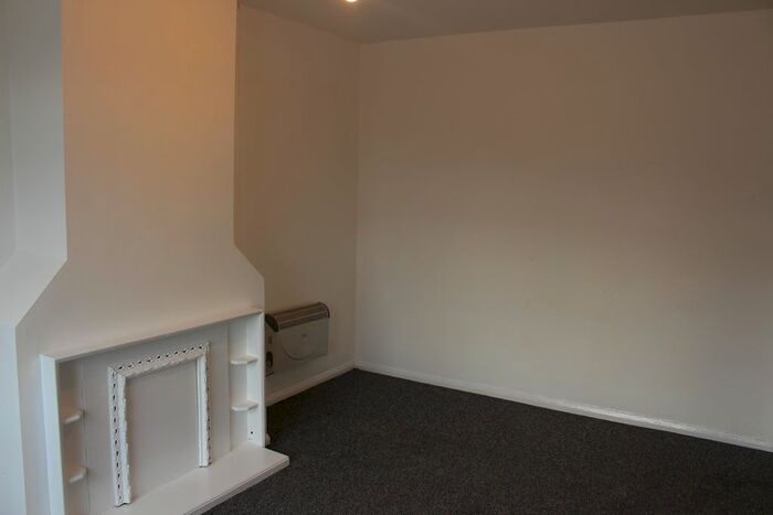 1 Bedroom Flat To Rent In Belgrave Boulevard, Leicester, LE4
