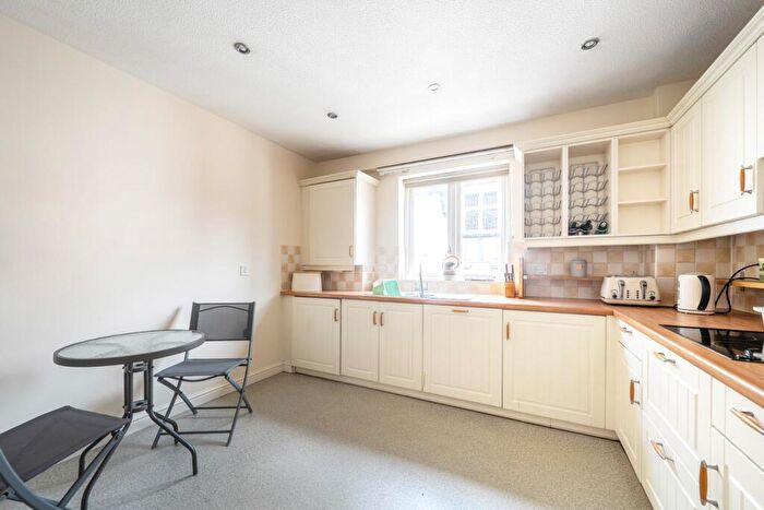 2 Bedroom Retirement Property For Sale In Brook Street, Chester, CH1