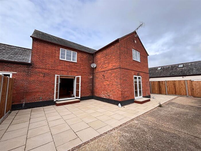 4 Bedroom Detached House To Rent In Cockaynes Lane, Alresford, CO7