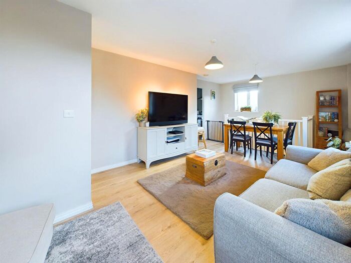 2 Bedroom Coach House For Sale In Goddard Court, Mapperley Plains, Nottingham, NG3