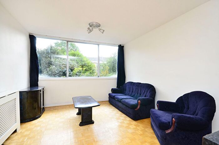 1 Bedroom Flat To Rent In Claudia Place, Southfields, London, SW19