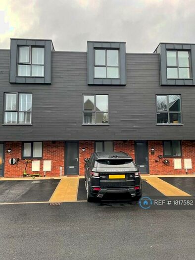 5 Bedroom Terraced House To Rent In Mallory Mews, Prenton, CH43